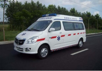 麻栗坡县救护车租赁